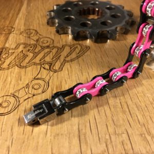 Bracelet chaîne femme rose et noir